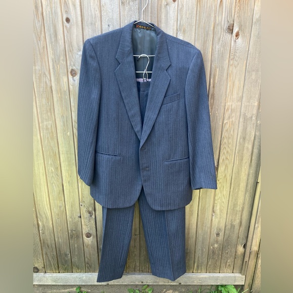Jackets & Blazers - Slick grey suit